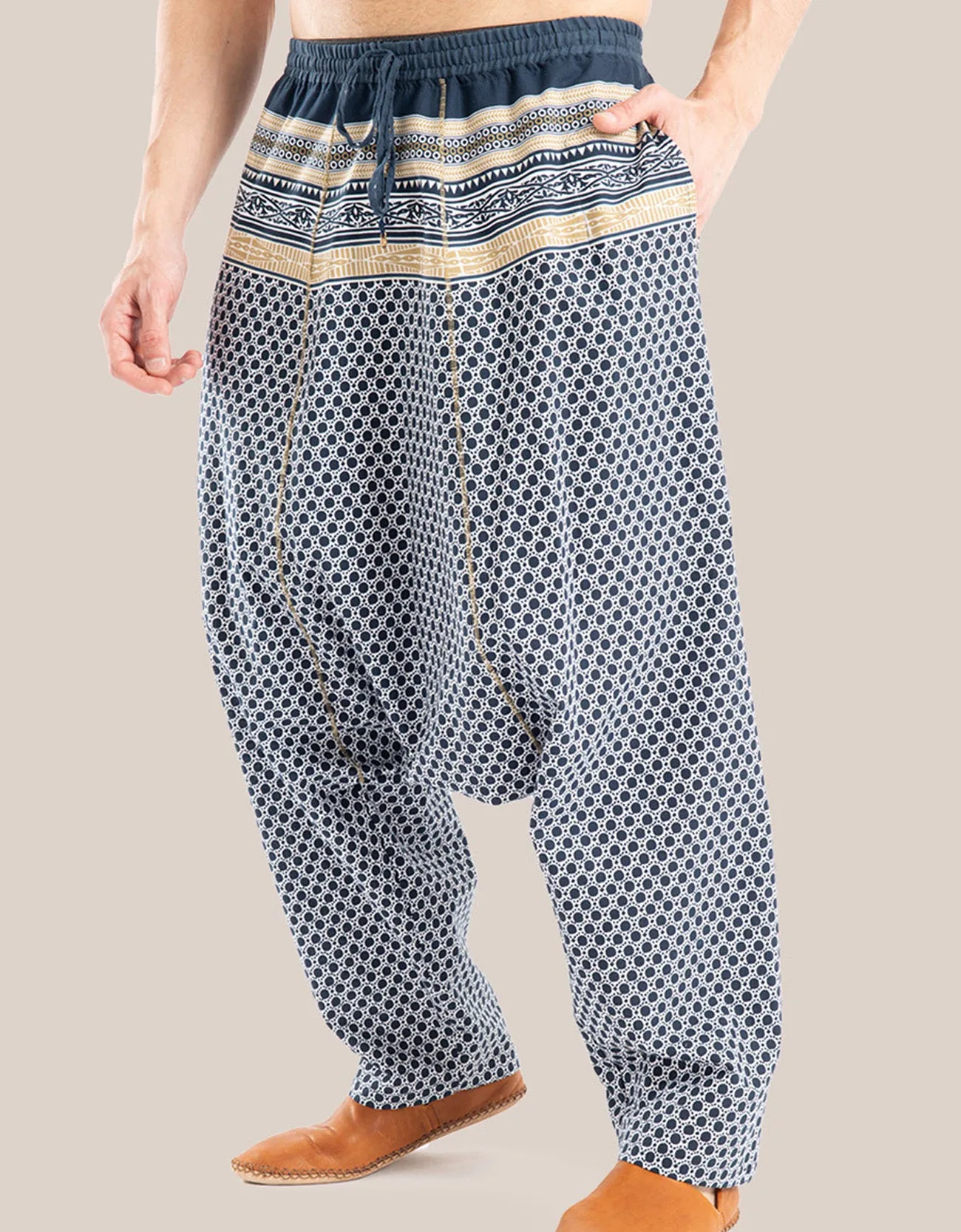 printed harem pants with elastic waistline