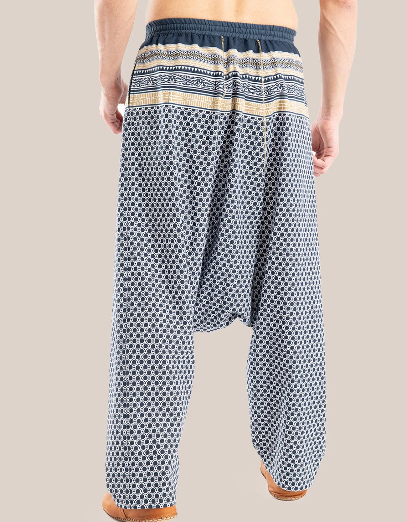 printed harem pants with elastic waistline