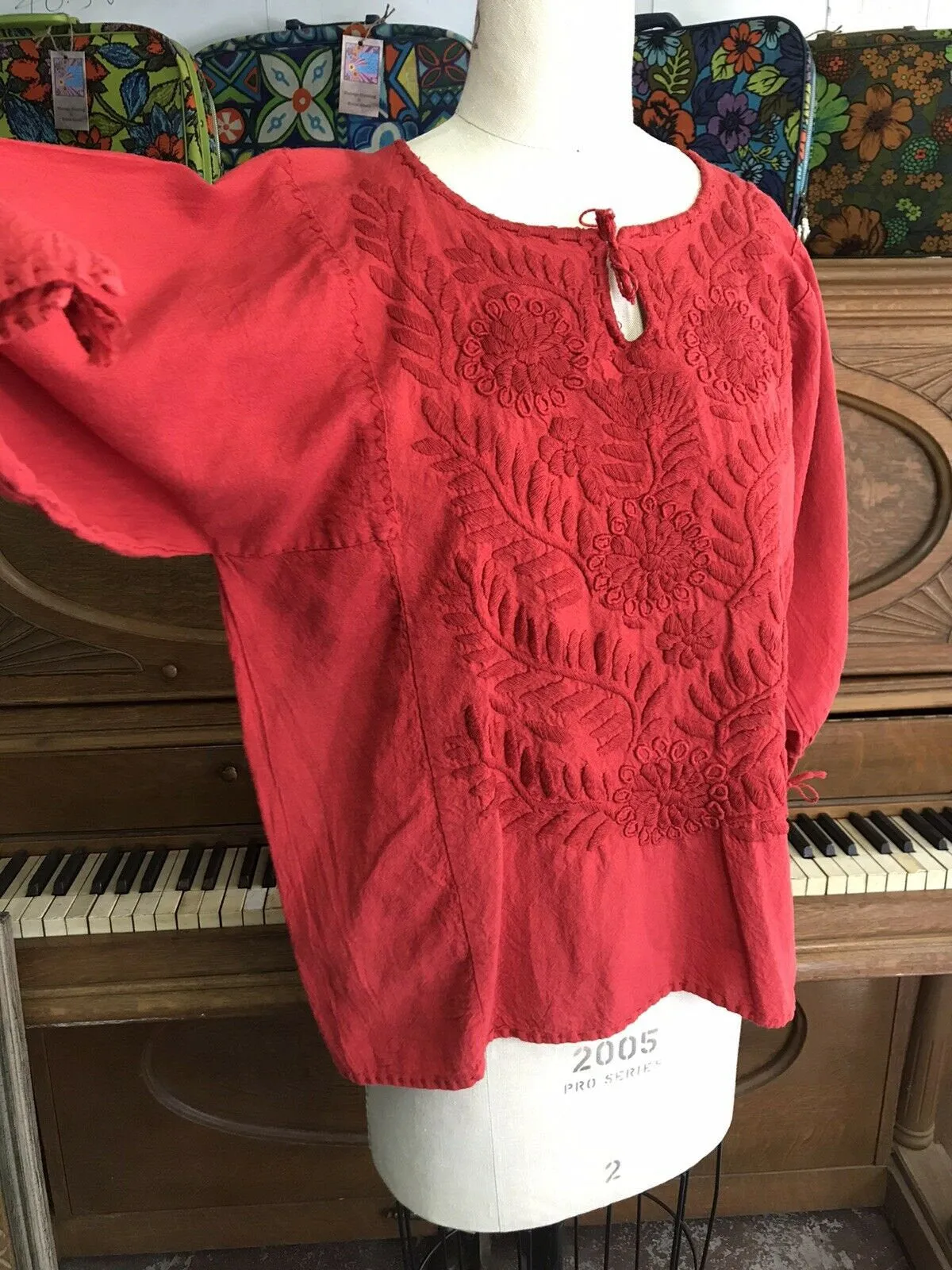 VTG 70s | Mexican Hippie Boho Cotton Boho Red Embroidered Blouse | Free size